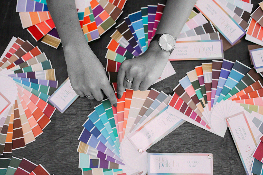 Identidade visual: como escolher a melhor paleta de cores para o seu  unboxing - Printi Blog
